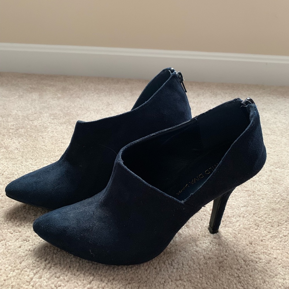 Cute navy booties